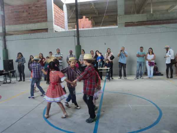 Read more about the article Festa Junina – 2013